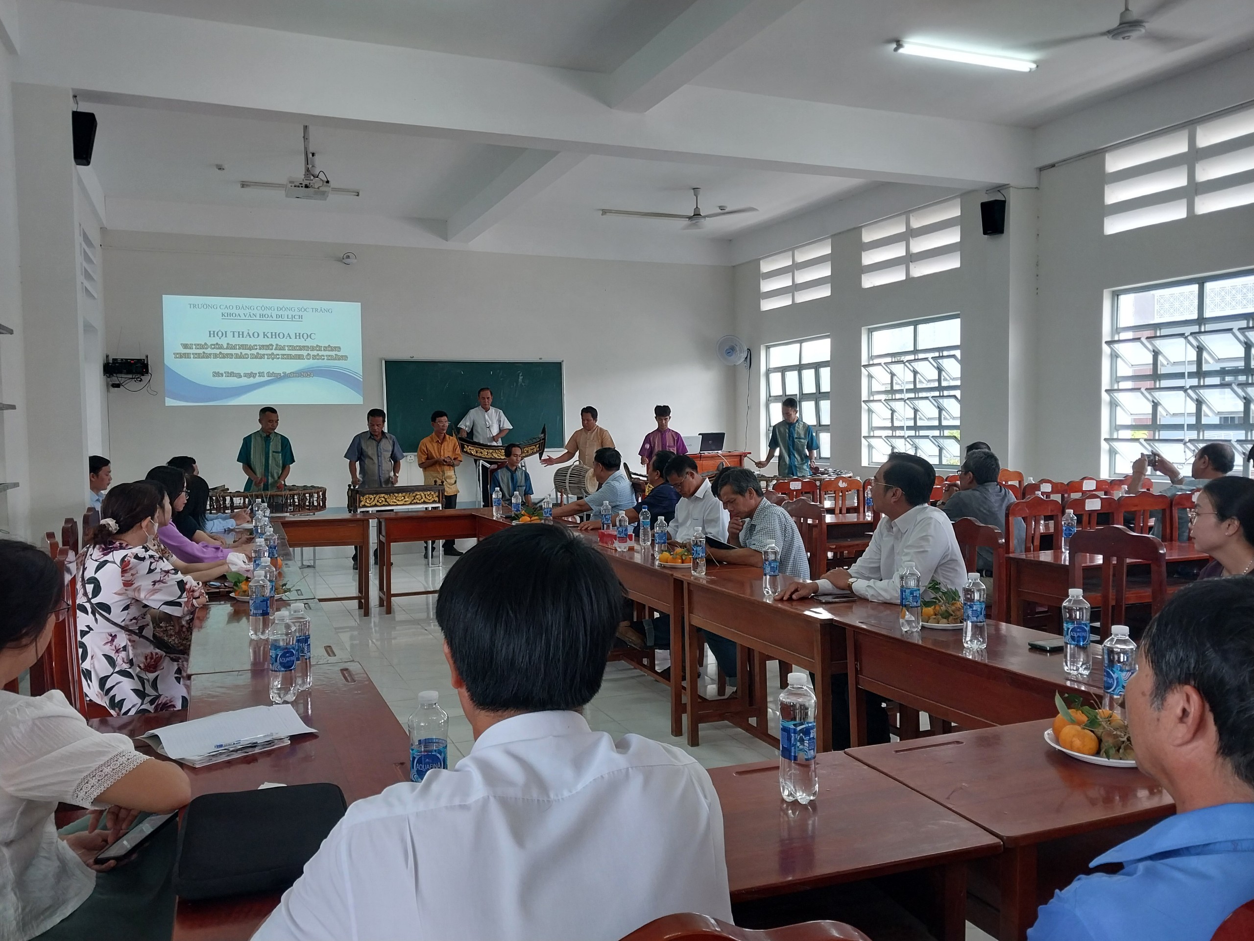 Hội thảo “Vai trò của âm nhạc Ngũ âm trong đời sống tinh thần đồng bào Khmer ở Sóc Trăng”